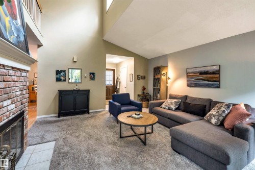 67 Woodlands Road, St. Albert, AB 