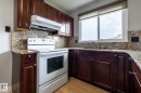 8836 150 Avenue Nw, Edmonton, AB 