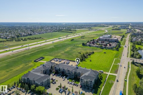 #102 6921 199 St Nw, Edmonton, AB 