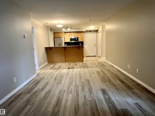 #102 6921 199 St Nw, Edmonton, AB 
