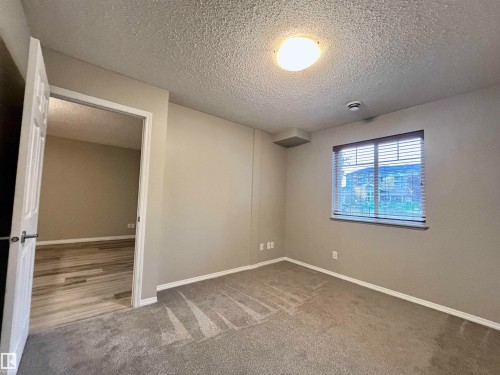 #102 6921 199 St Nw, Edmonton, AB 