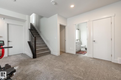 3627 6 Street Nw, Edmonton, AB 