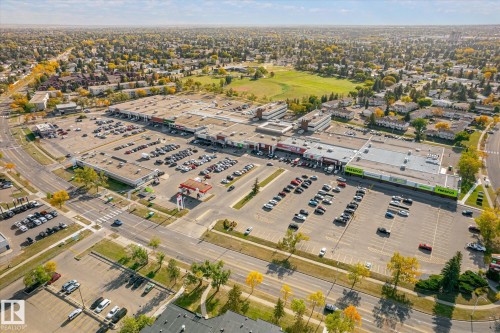7612 40 Avenue Nw, Edmonton, AB 
