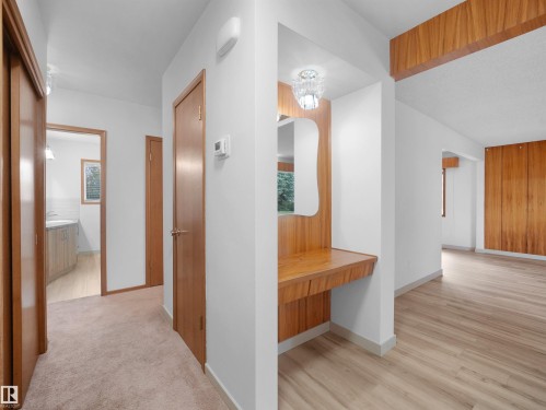 10307 135 Avenue Nw, Edmonton, AB 