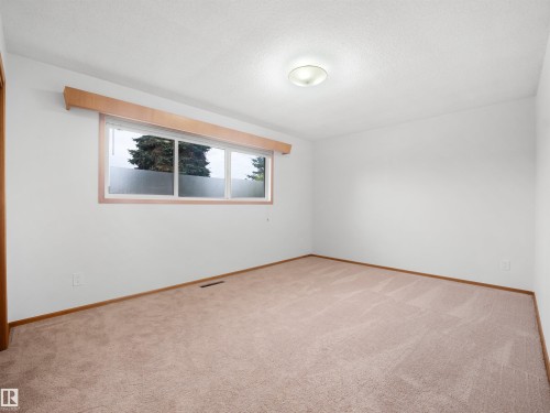 10307 135 Avenue Nw, Edmonton, AB 