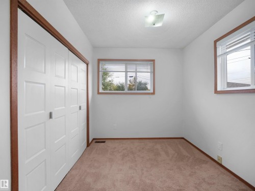 10307 135 Avenue Nw, Edmonton, AB 