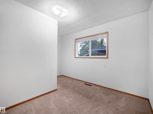 10307 135 Avenue Nw, Edmonton, AB 
