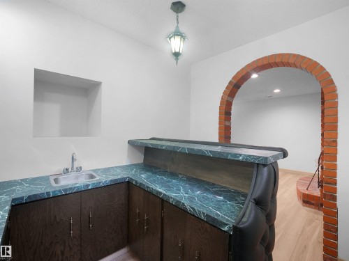 10307 135 Avenue Nw, Edmonton, AB 