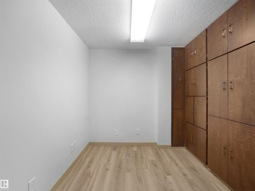 10307 135 Avenue Nw, Edmonton, AB 