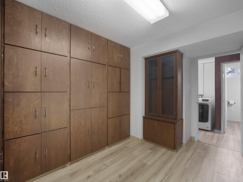 10307 135 Avenue Nw, Edmonton, AB 