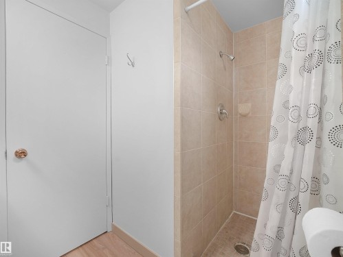 10307 135 Avenue Nw, Edmonton, AB 