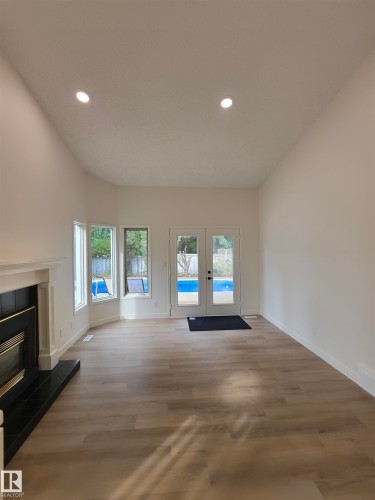 4440 32 Street Nw, Edmonton, AB 