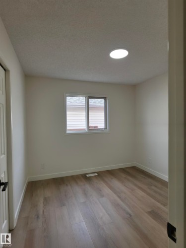 4440 32 Street Nw, Edmonton, AB 