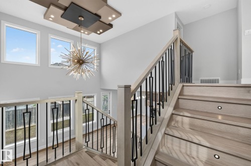 5 Hillwood Terrace, Spruce Grove, AB 