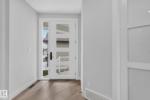 5 Hillwood Terrace, Spruce Grove, AB 
