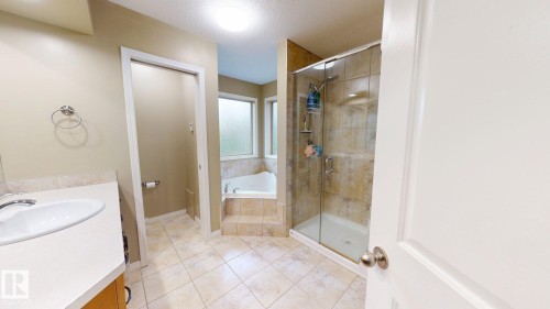 163 Caldwell Way Nw, Edmonton, AB 