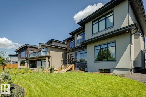 4812 Knight Crescent Sw, Edmonton, AB 