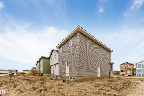 523 Robinson Blvd, Leduc, AB 