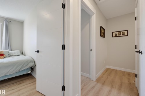 Hard surface flooring, light-toned walls, and white trim - #3 150 Everitt Dr N, St. Albert, AB 