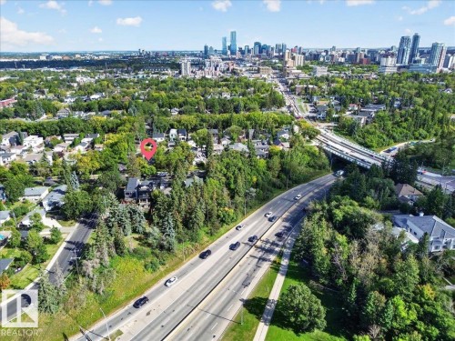 10549 130 Street Nw, Edmonton, AB 