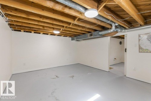 10706 75 Avenue Nw, Edmonton, AB 