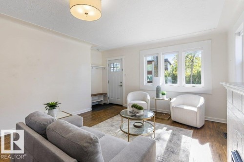 10706 75 Avenue Nw, Edmonton, AB 