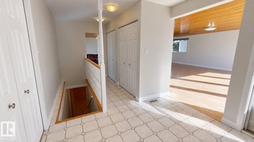 8204 14 Avenue Nw, Edmonton, AB 