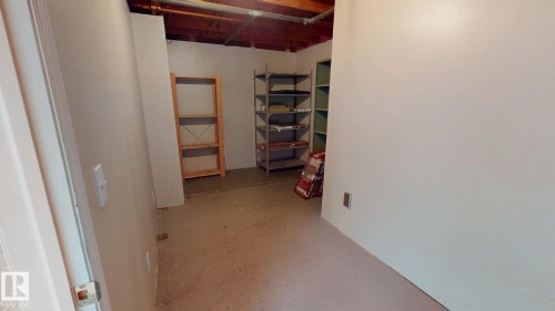 8204 14 Avenue Nw, Edmonton, AB 