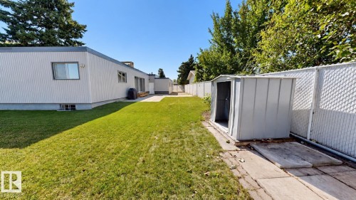8204 14 Avenue Nw, Edmonton, AB 