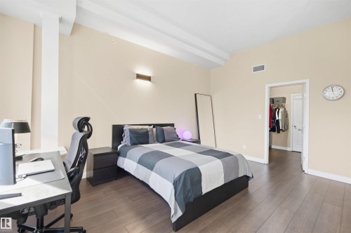 #302 10106 105 St Nw, Edmonton, AB 