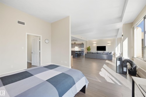 #302 10106 105 St Nw, Edmonton, AB 