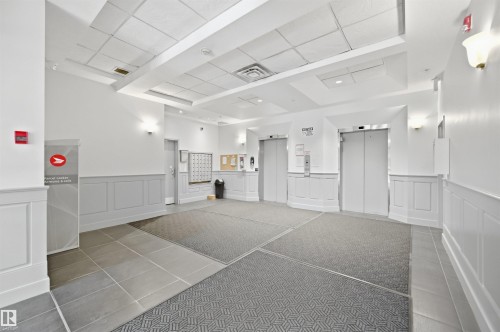 #302 10106 105 St Nw, Edmonton, AB 