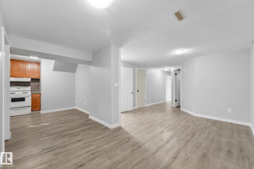 13524 62 Street Nw, Edmonton, AB 