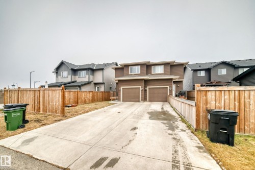 2008 Cavanagh Drive Sw, Edmonton, AB 
