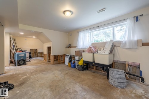 Additional content - 10972 157 Street Nw, Edmonton, AB 
