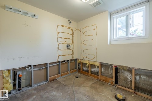 Additional content - 10972 157 Street Nw, Edmonton, AB 