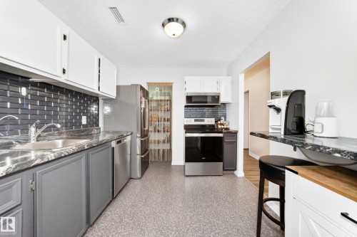 #49 2115 118 St Nw, Edmonton, AB 