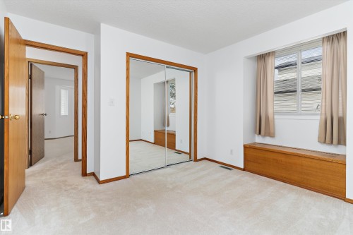 Number 3 - 5310 60, Camrose, AB 