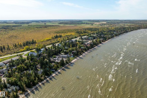 213 2Nd Avenue, Rural Wetaskiwin County, AB 