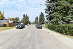 Located on a quiet street in Gold Bar, with a view of downtown from the front door, this is a great value, on a great home - 