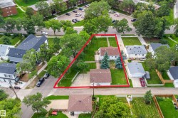 11603 ST ALBERT Trail NW  Edmonton, AB T5M 3L6