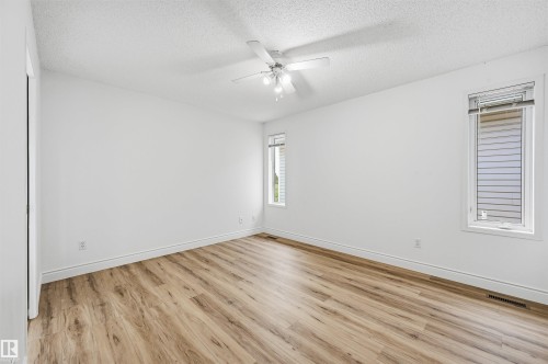 11615 8 Avenue Nw, Edmonton, AB 