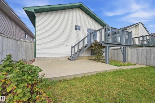11615 8 Avenue Nw, Edmonton, AB 