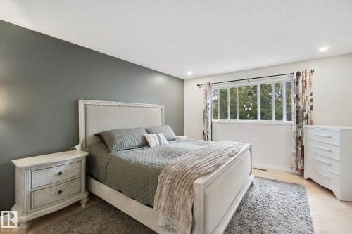 3 Armbruster Terrace, Stony Plain, AB 