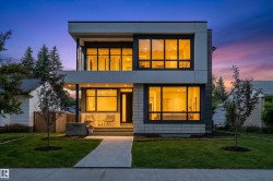 14624 93 Avenue NW  Edmonton, AB T5R 5G6