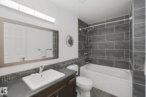 14812 43 Avenue Nw, Edmonton, AB 