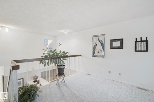 14812 43 Avenue Nw, Edmonton, AB 