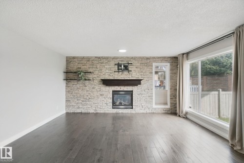 119 Caldwell Way Nw, Edmonton, AB 