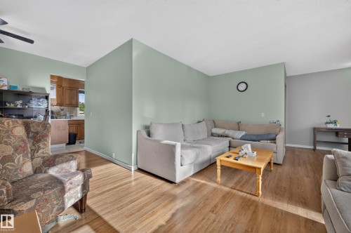 4 Greystone Crescent, Sherwood Park, AB 