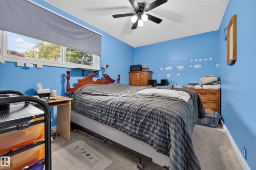 4 Greystone Crescent, Sherwood Park, AB 